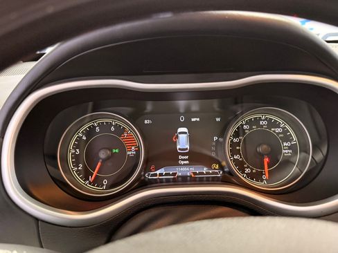 Used 2017 Jeep Cherokee Overland w/ Heavy Duty Protection Group image 34