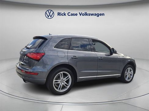 Used 2016 Audi Q5 2.0T Premium Plus w/ Technology Package image 6