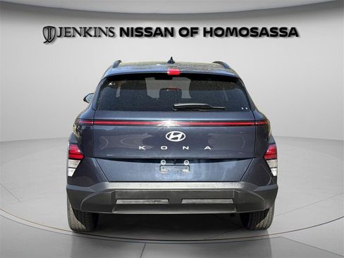Used 2024 Hyundai Kona SEL image 13