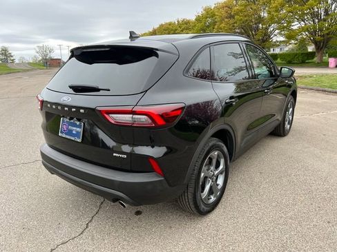 Used 2025 Ford Escape ST-Line Select AWD/4WD image 11