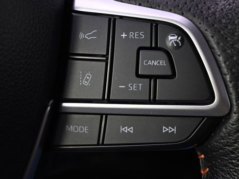Used 2021 Toyota Sienna XSE w/ XSE Plus Package AWD/4WD image 37
