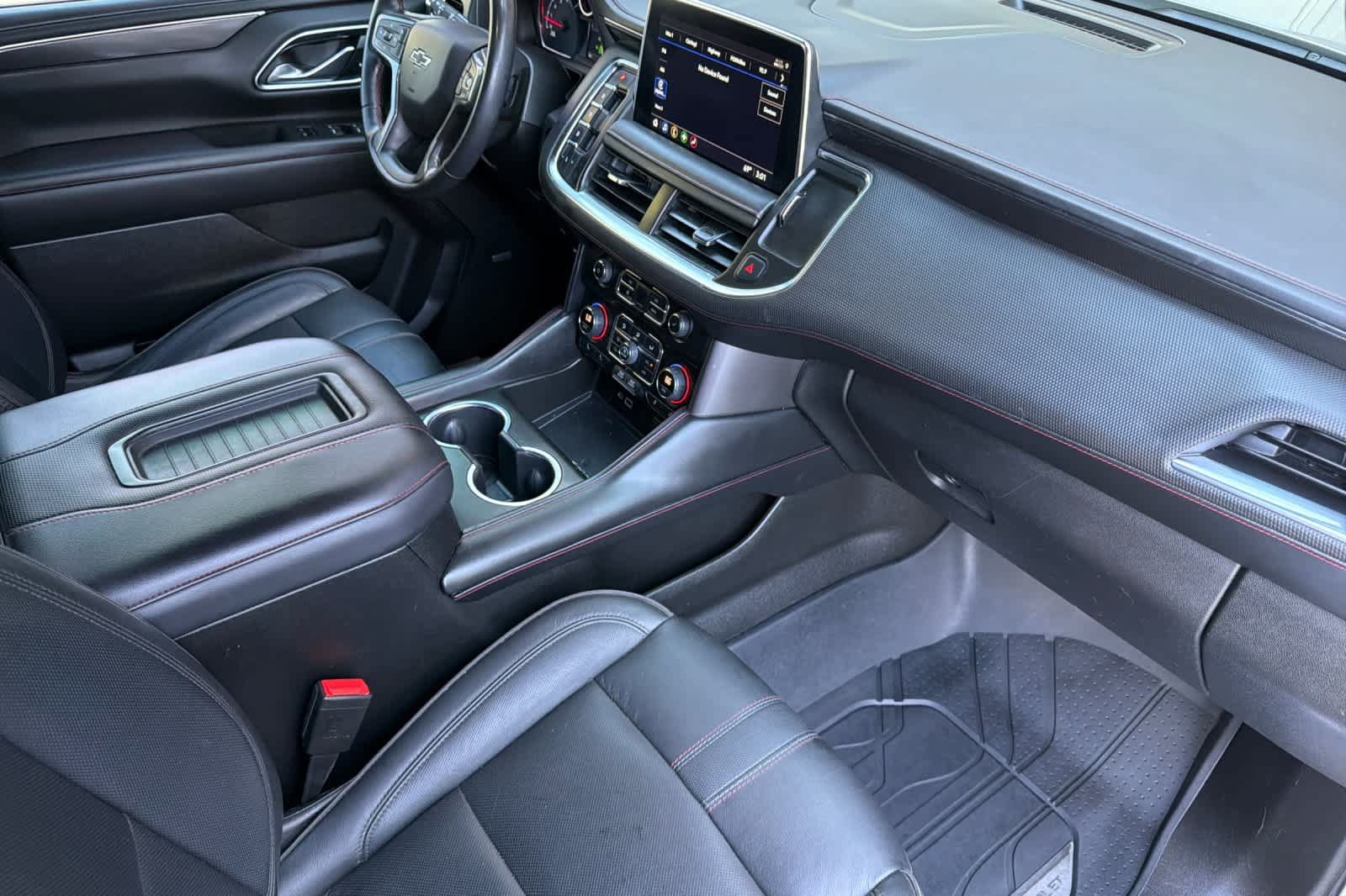 Used 2021 Chevrolet Suburban RST AWD/4WD image 18
