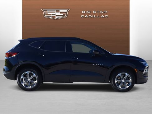 Used 2024 Chevrolet Blazer LT w/ Convenience Package image 6