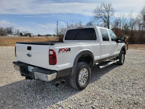 Used 2016 Ford F350 Lariat w/ FX4 Off-Road Package image 4