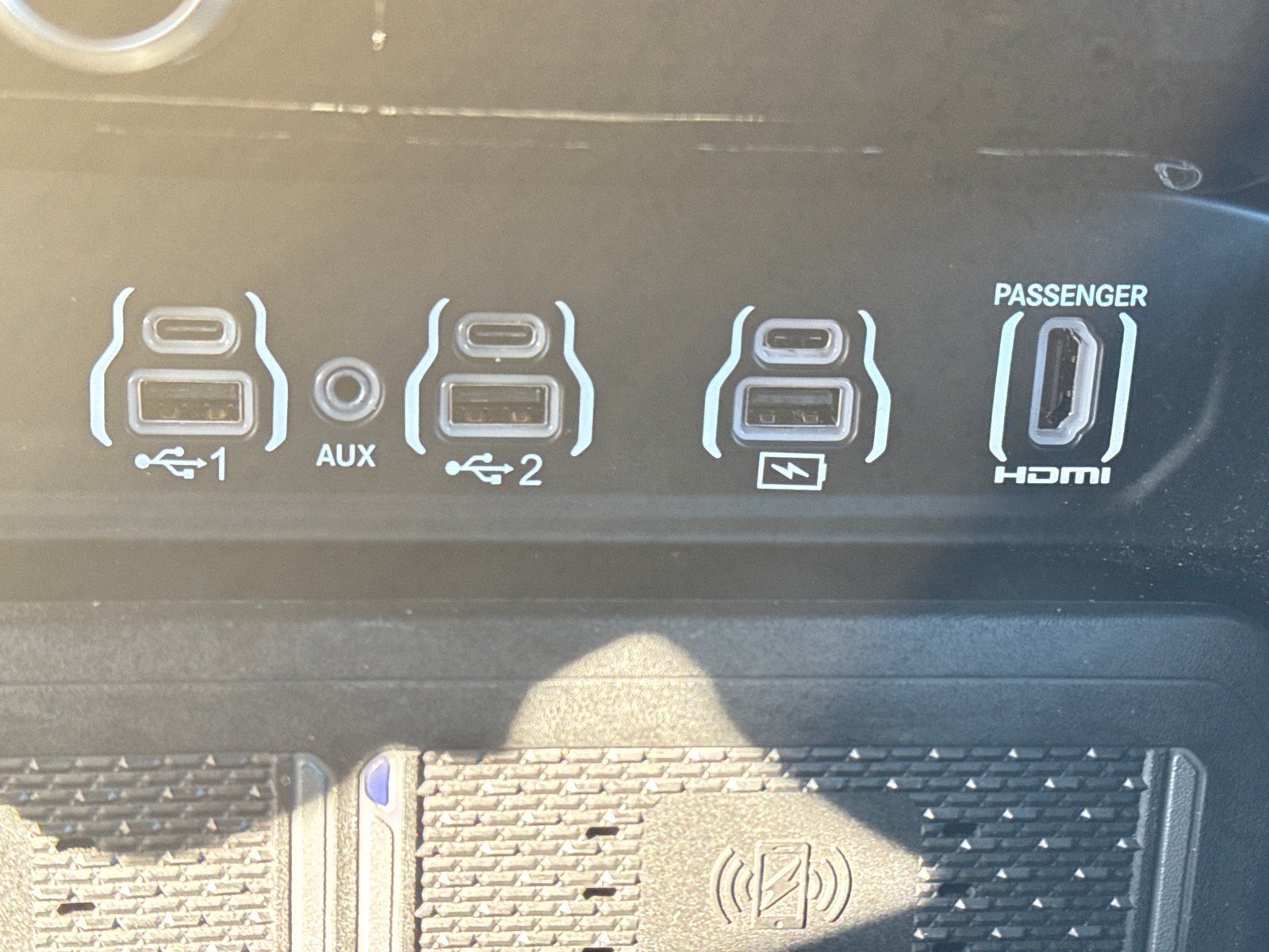 Used 2026 RAM 3500 Limited AWD/4WD image 13