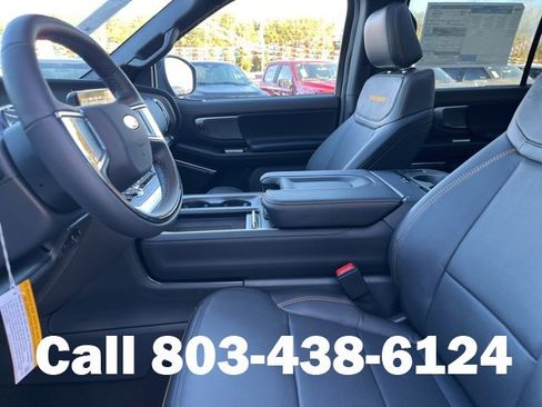 New 2025 Ford Expedition Tremor image 9