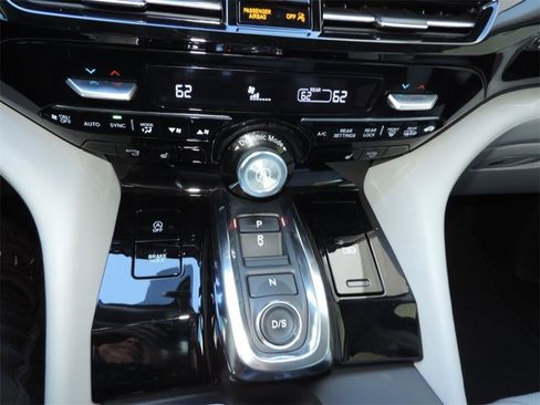 Used 2022 Acura MDX w/Technology Package image 22