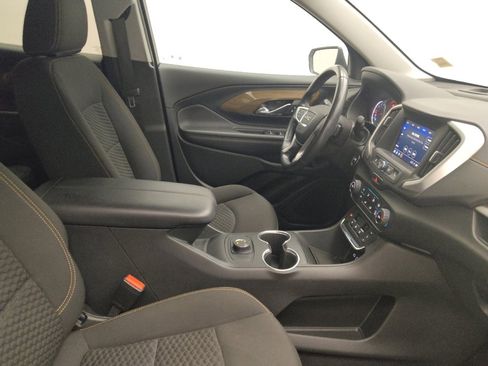 Used 2021 GMC Terrain SLE image 21