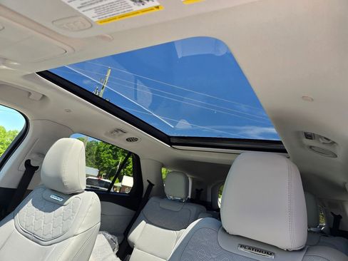 New 2026 Ford Explorer Platinum AWD/4WD image 14