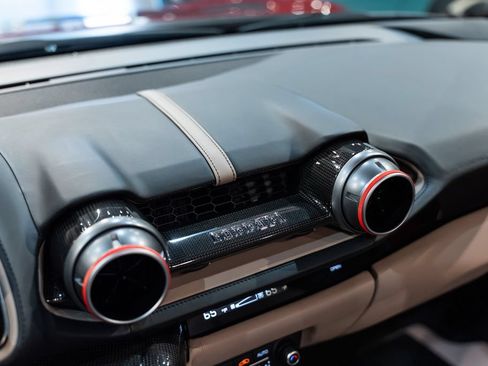 Certified 2023 Ferrari 812 GTS RWD image 39