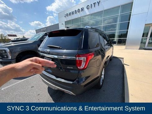 Used 2017 Ford Explorer Limited AWD/4WD image 11