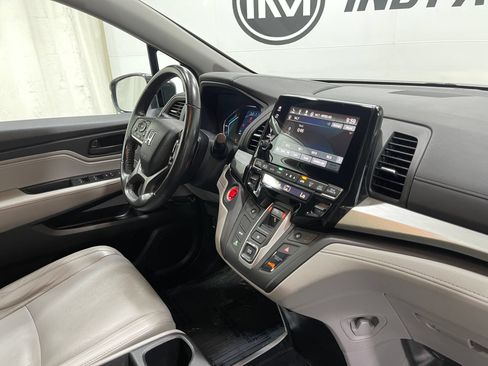 Used 2019 Honda Odyssey EX-L image 19