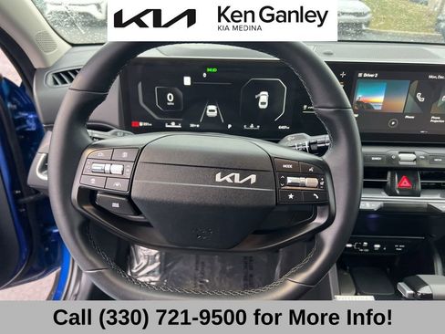 Certified 2025 Kia K4 EX image 34