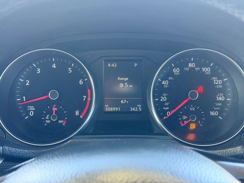 Used 2019 Volkswagen Passat 2.0T SE R-Line image 15