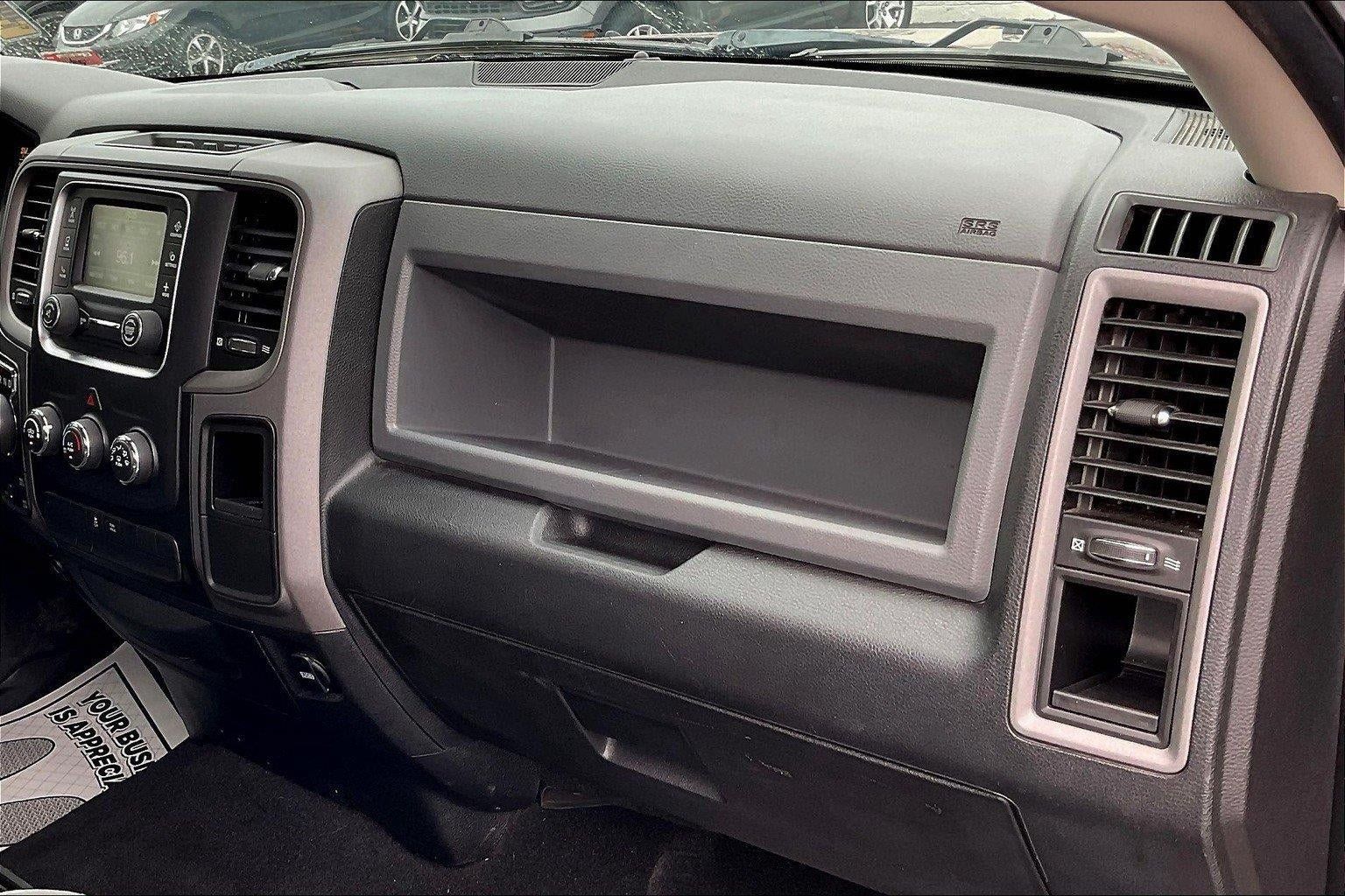 Used 2018 RAM 1500 Express w/ Express Value Package AWD/4WD image 14