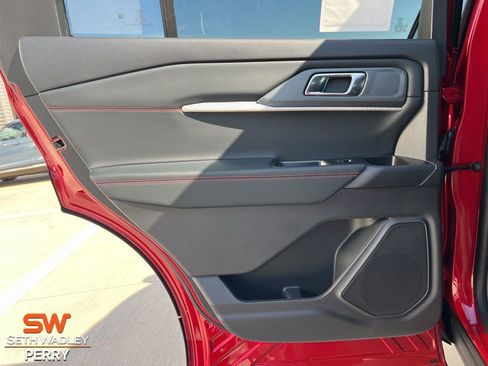 New 2025 Ford Explorer ST-Line w/ Premium Package image 10