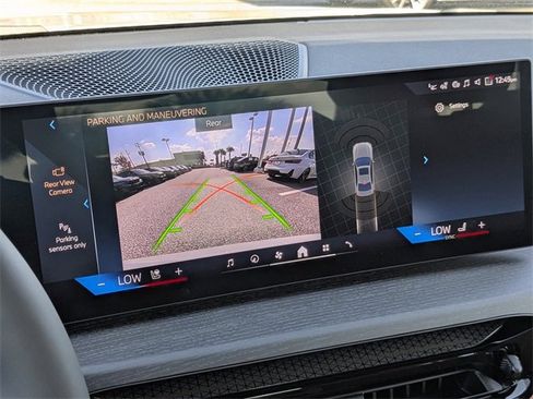 New 2026 BMW 330i Sedan w/ M Sport Package image 23