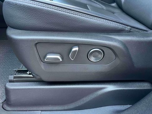 Used 2024 GMC Yukon Denali w/ Max Trailering Package image 30