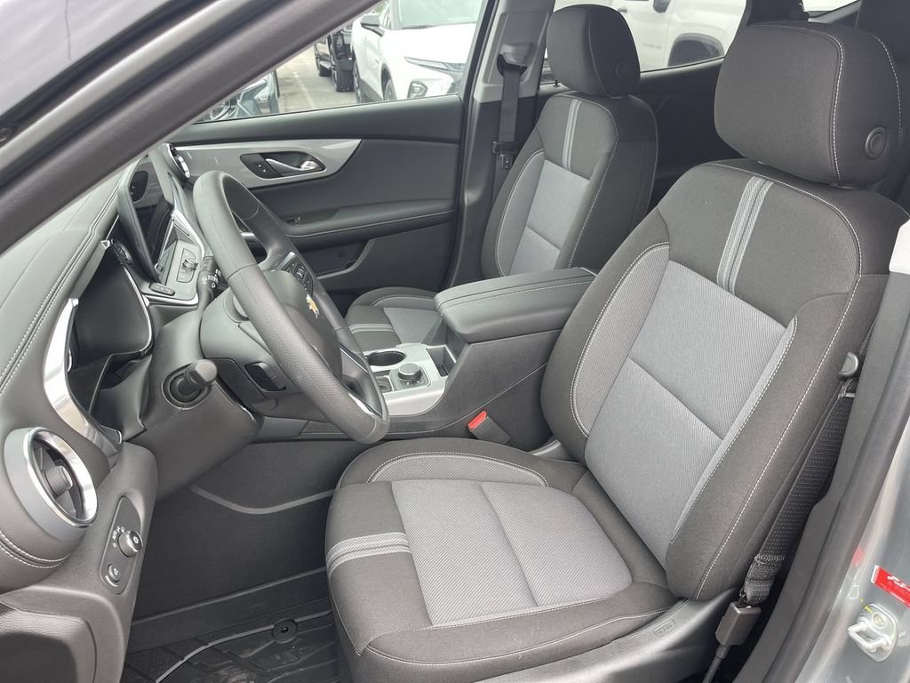 New 2026 Chevrolet Blazer LT w/ Convenience Package FWD image 11