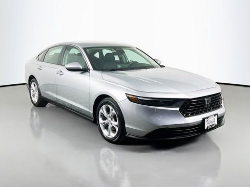 Used 2024 Honda Accord LX image 3