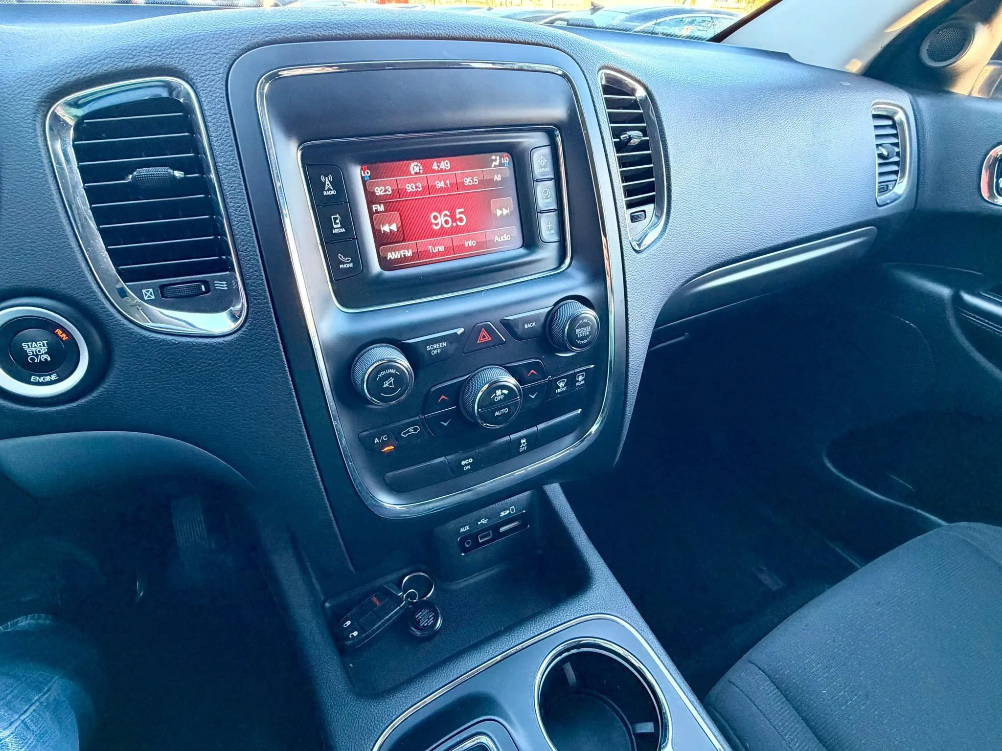 Used 2015 Dodge Durango SXT AWD/4WD image 16
