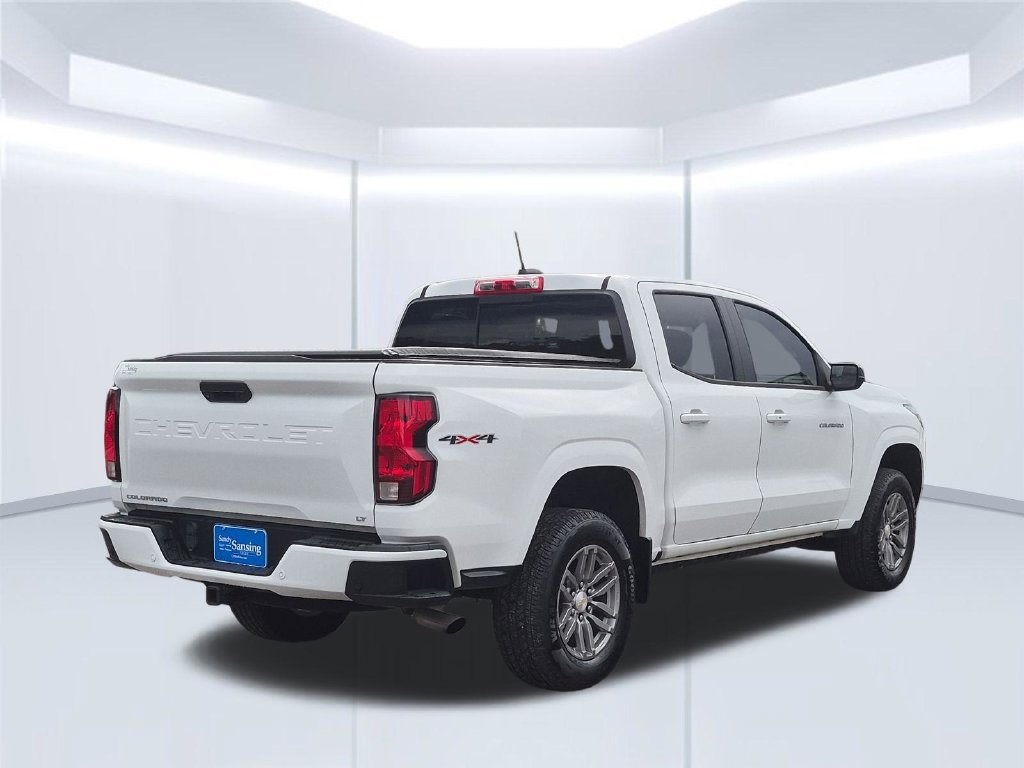 Used 2023 Chevrolet Colorado LT w/ LT Convenience Package II AWD/4WD image 6