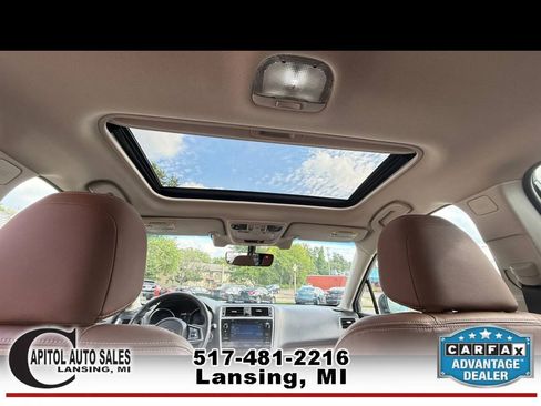 Used 2018 Subaru Outback 3.6R Touring w/ Protection Package #1 AWD/4WD image 19