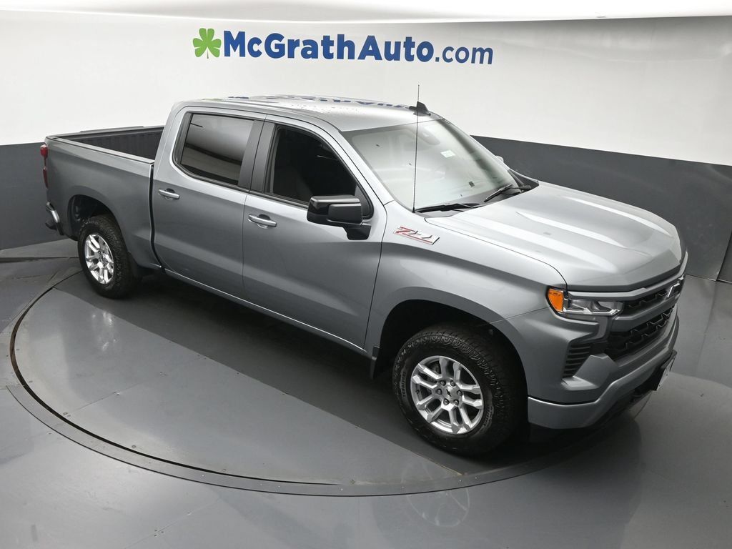 New 2026 Chevrolet Silverado 1500 RST w/ Convenience Package II AWD/4WD image 3