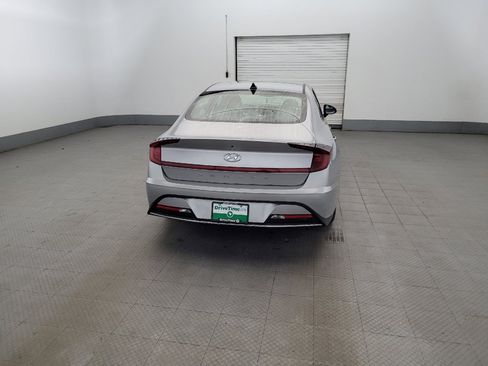 Used 2022 Hyundai Sonata SE w/ Cargo Package FWD image 7