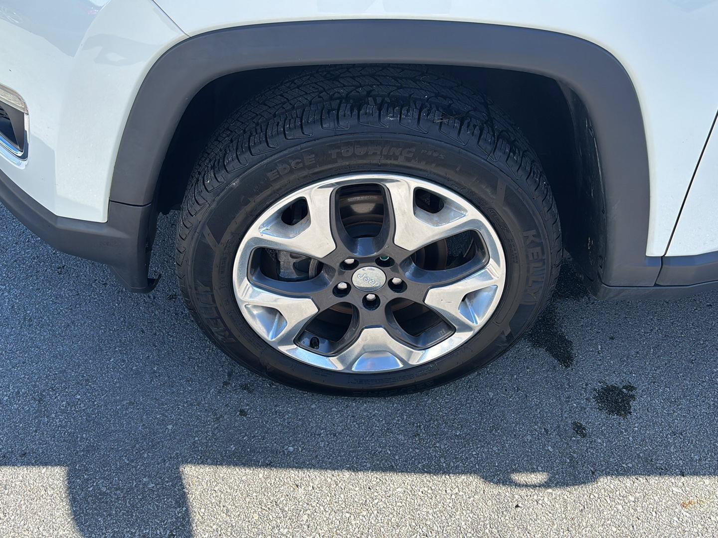 Used 2018 Jeep Compass Limited AWD/4WD image 10