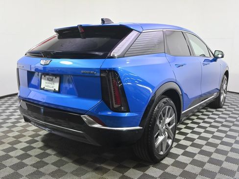 New 2025 Cadillac Optiq Luxury 1 w/ LPO, Floor Liner Package AWD/4WD image 6