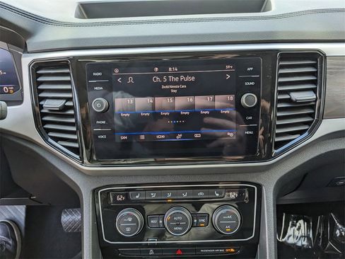 Certified 2023 Volkswagen Atlas SE w/ Panoramic Sunroof Package image 24