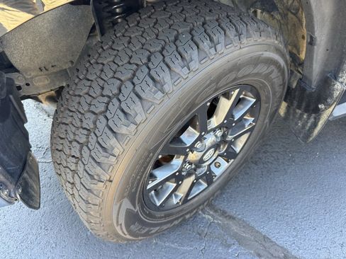 Used 2021 Toyota Tundra SR5 image 13