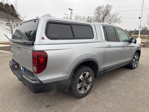 Used 2017 Honda Ridgeline RTL-T image 6