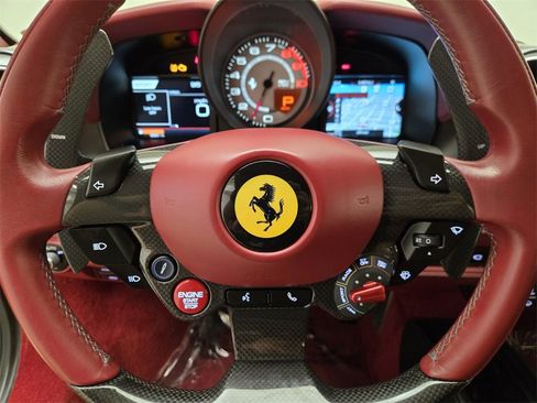 Used 2020 Ferrari F8 Tributo image 34