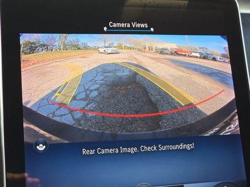 Used 2022 Mercedes-Benz C 300 Sedan image 5