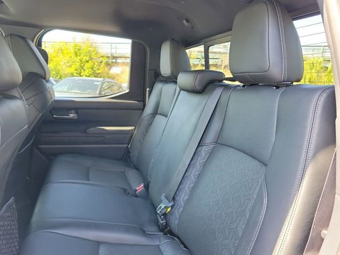 Used 2025 Toyota Tacoma Limited image 9