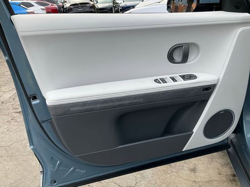 Used 2025 Hyundai Ioniq 5 Limited image 24