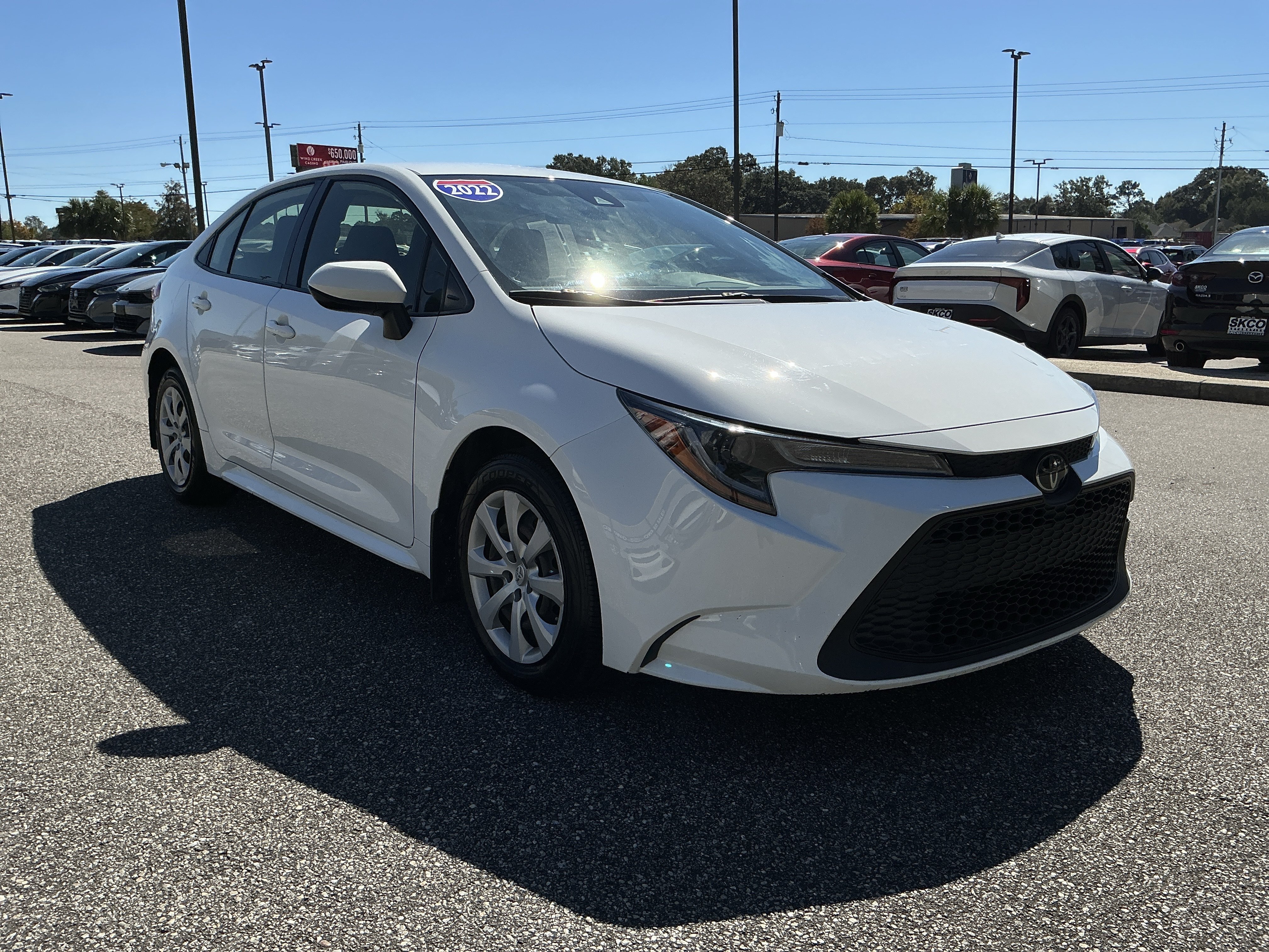 Used 2022 Toyota Corolla LE FWD image 14