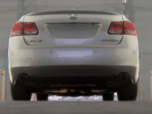 Used 2007 Lexus GS 450h w/ Preferred Accessory Pkg RWD image 7
