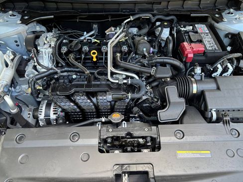Used 2025 Nissan Altima 2.5 SV FWD image 27