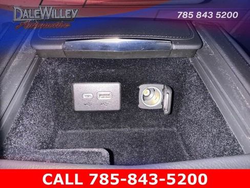 Used 2024 Cadillac XT4 Premium Luxury image 14
