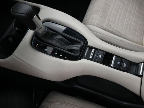 Used 2023 Honda HR-V LX image 26