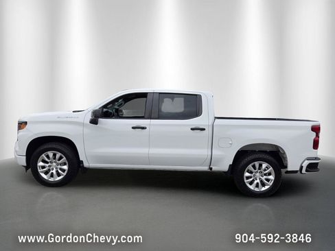 Used 2023 Chevrolet Silverado 1500 Custom RWD image 2