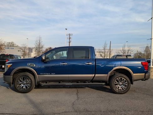 Used 2018 Nissan Titan Platinum Reserve w/ Platinum Utility Package image 8