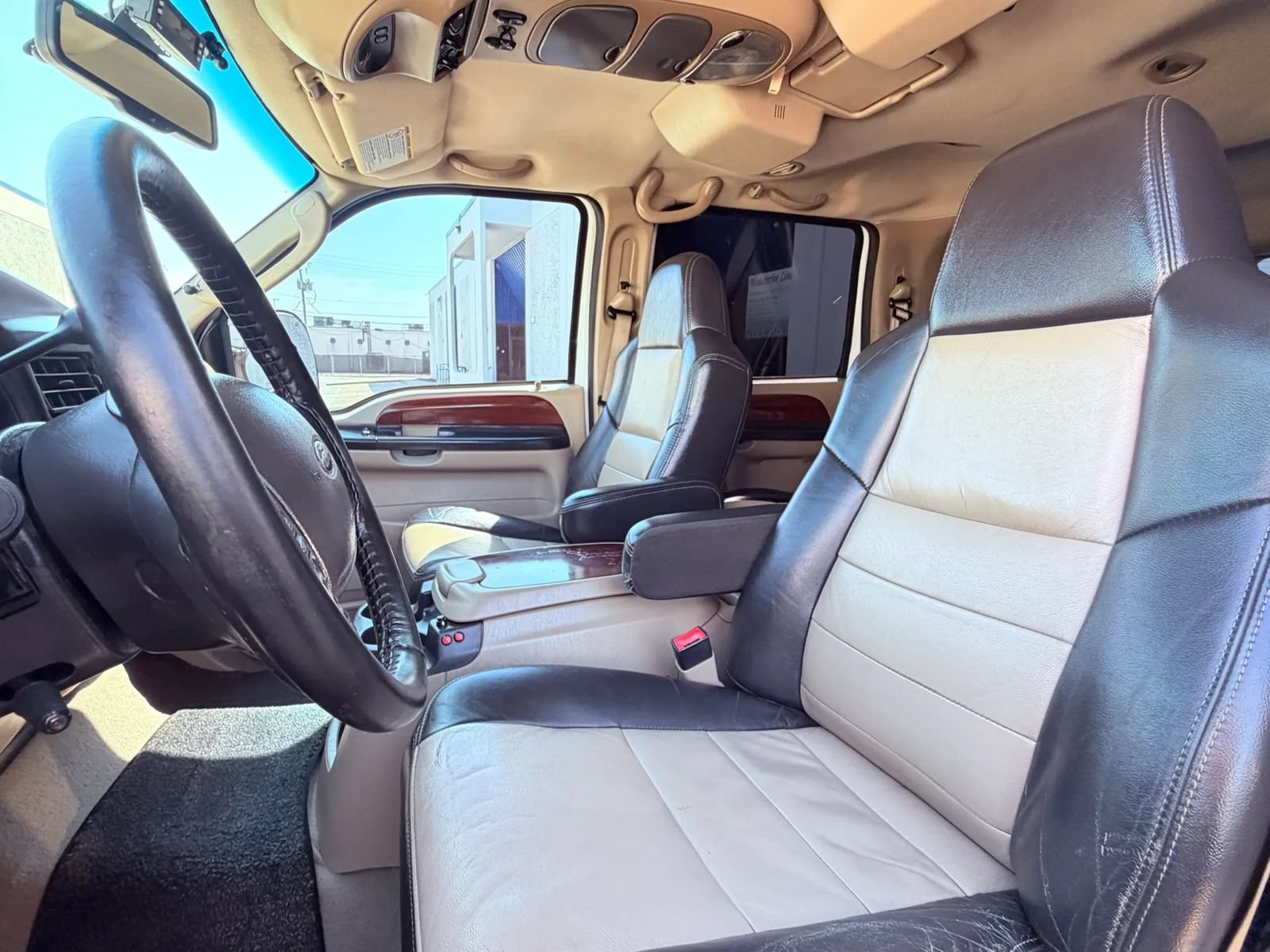 Used 2005 Ford Excursion Eddie Bauer AWD/4WD image 12