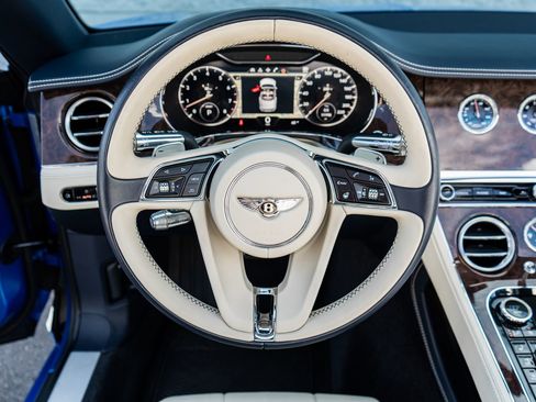 Used 2020 Bentley Continental GT AWD/4WD image 31