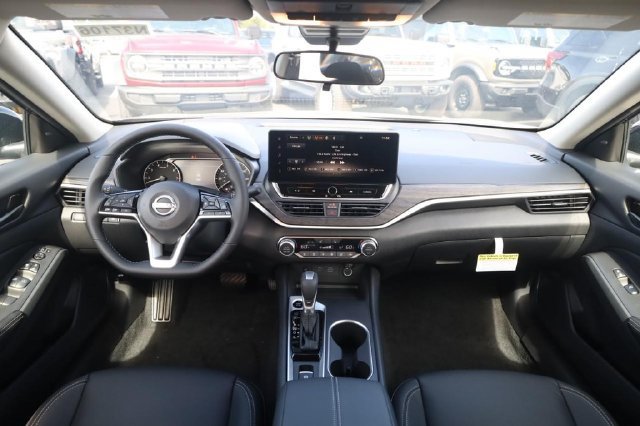 New 2026 Nissan Altima 2.5 SV w/ SV Premium Package FWD image 7