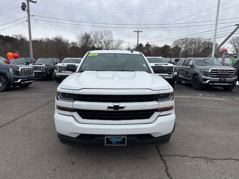 Used 2018 Chevrolet Silverado 1500 Custom w/ Custom Value Package AWD/4WD image 2
