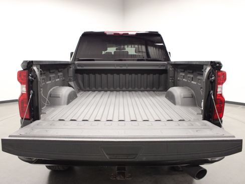 Used 2024 Chevrolet Silverado 2500 Custom w/ Custom Value Package AWD/4WD image 13